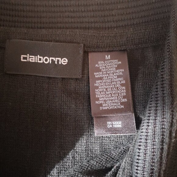 Claiborne Men's Size Medium Black Short Sleeve Loose Fit Golf / Polo Shirt - Picture 3 of 7